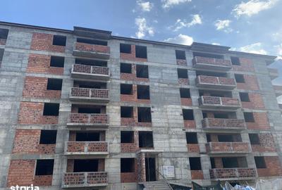 Apartament cu 2 camere decomandat în Apărătorii Patriei - 2