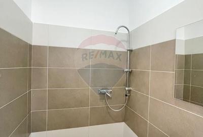 Casa / Spatiu comercial cu 6 camere de inchiriat in zona centrala Casa / Spatiu comercial cu 6 camere de inchiriat in zona centrala - 10