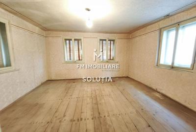 Casă de vânzare cu 10 ari teren -Central-Miresu Mare! - 6