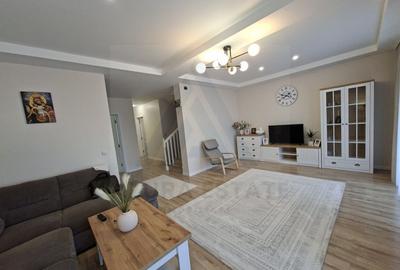 Casa premium utilata modern 5 camere 2 bai si 670 mp curte in Cisnadie - 1