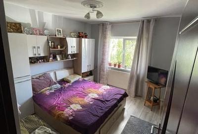 Apartament cu 4 camere decomandat în Broșteni - 3