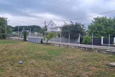 Casă cu 4 camere în Crăcăoani - 1