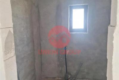 Casă cu 4 camere cu Teren 237 Mp în Valu lui Traian - 14