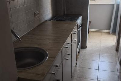 Apartament cu 2 camere decomandat în Exterior Vest - 3