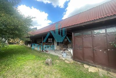 Casa cu teren de 4800 mp in Gilau - 4