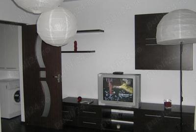 Apartament cu 2 camere semidecomandat în 1 Mai - 1