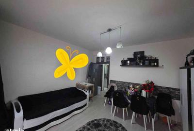 Apartament cu 3 camere decomandat în Florești