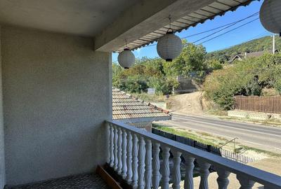 Casa / Vila cu 4 camere de vanzare in zona Periferie - 13