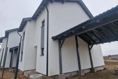 Casă cu 4 camere cu Teren 245 Mp în Central