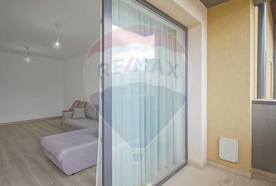 Apartament cu 3 camere decomandat, mobilat în Tractorul - 20