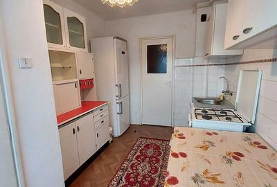 Apartament cu 3 camere decomandat în Crinț - 3