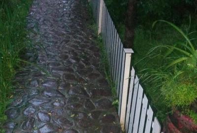 Casă cu 5 camere cu Teren 500 Mp în Păulești - 12