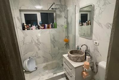 Casă cu 3 camere în Berceni - 2