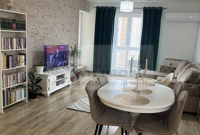 Apartament cu 3 camere decomandat, mobilat în Tătărași
