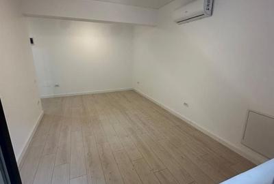 Gars cu gradina, ideal salon sau locuit! - 4