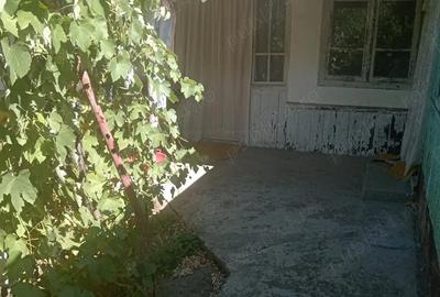 Casă cu 3 camere cu Teren 1328 Mp în Smirna - 8