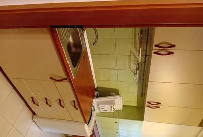 Garsonieră decomandată în Central - 4