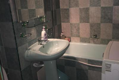 Garsonieră decomandată în Brâncoveanu