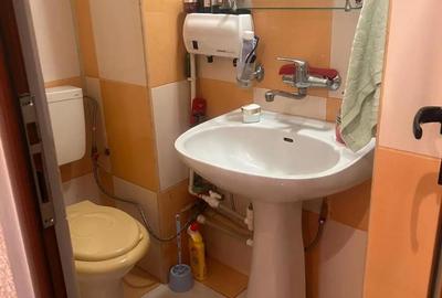 Apartament cu 3 camere decomandat în 1 Mai - 8