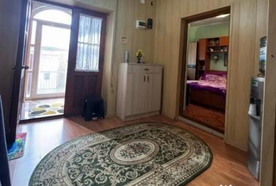 Casă cu 4 camere cu Teren 216 Mp în Păcii - 1