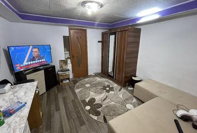 Casă cu 3 camere cu Teren 350 Mp în Central - 1