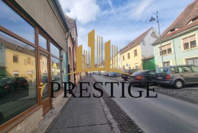 Spațiu comercial, de 20 mp, în Central - 2