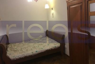Apartament cu 4 camere semidecomandat, mobilat în Titan - 2