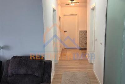 Apartament cu 3 camere decomandat, mobilat în 13 Septembrie - 9