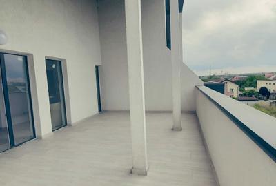 Apartament cu 2 camere decomandat în Titan - 1