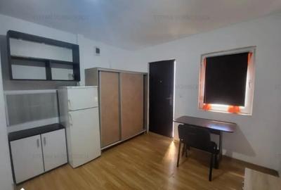 Garsonieră decomandată în Copou - 3