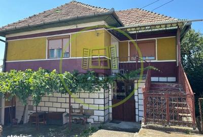 Casă cu 4 camere cu Teren 2188 Mp în Aiton - 4