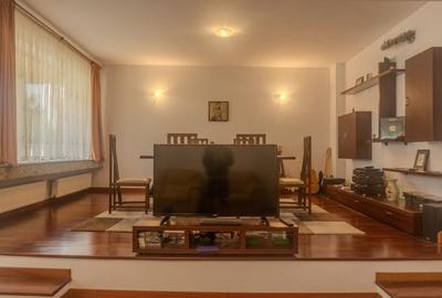 Casă cu 7 camere cu Canalizare în Șoseaua Nordului - 2