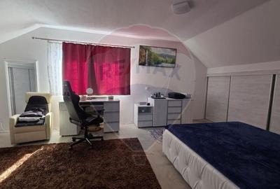 Casa / Vila cu 4 camere de vanzare - 21