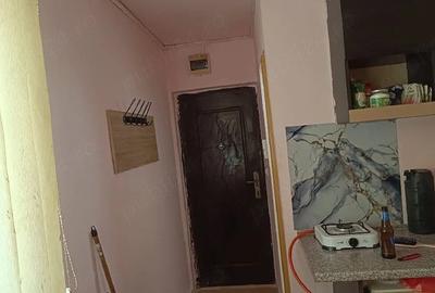 Garsonieră nedecomandată în Complex Studențesc - 1