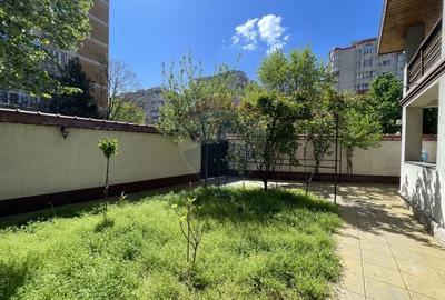 Casă cu 6 camere cu Teren 490 Mp în Eroii Revoluției - 2