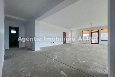 Casă cu 4 camere în Central - 3