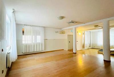 Casă cu 20 camere cu Canalizare în Ghencea - 1