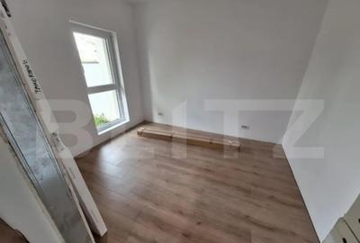 Casă cu 4 camere cu Teren 250 Mp în Central - 2