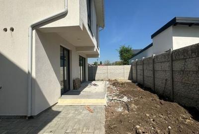 Casă cu 4 camere în Central - 1