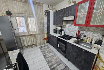 Apartament cu 3 camere semidecomandat în Central - 9