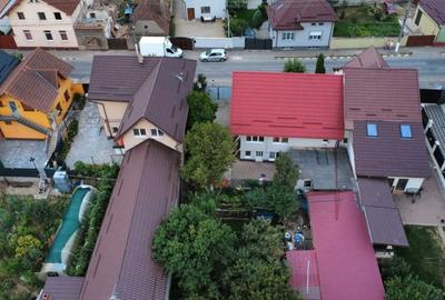 Casă cu 4 camere în Central
