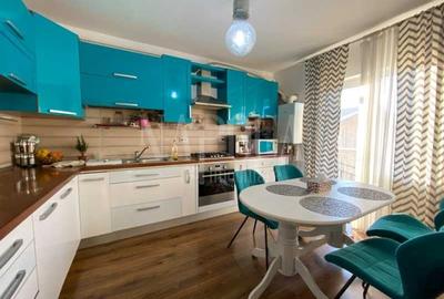 Apartament 3 camere de vanzare in Floresti - 2