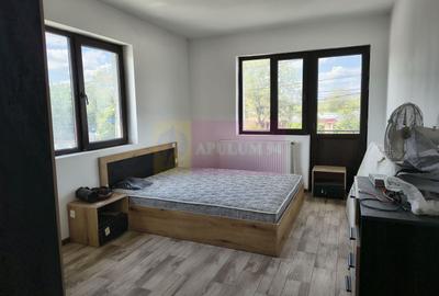 Spațiu comercial, de 250 mp, în 1 Decembrie - 14