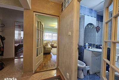 Apartament cu 3 camere decomandat în Piața Centrală - 7