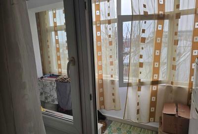 Apartament cu 3 camere decomandat în Central - 7