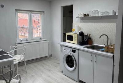 Apartament cu 2 camere decomandat în Petros - 7