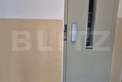 Apartament cu 3 camere decomandat în Dâmbu Pietros - 18