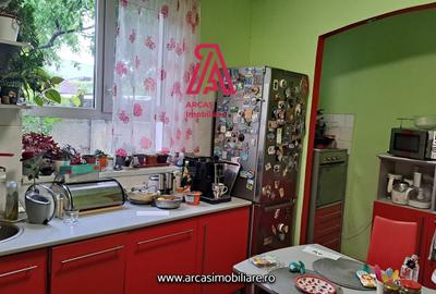 Vila de vanzare 260 mp-garaj-Str Negoi! - 10