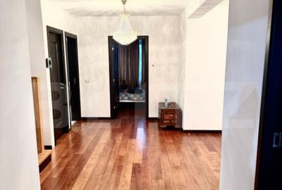 Casă cu 7 camere cu Teren 1800 Mp în Central - 16
