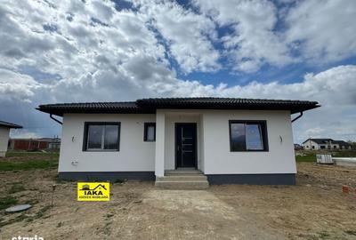 Casă cu 3 camere în Recea - 3